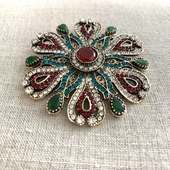 Brooch with Rhinestones Bohemian Style Boho 2.5” Diameter Victorian Pin - Picture 2 of 5